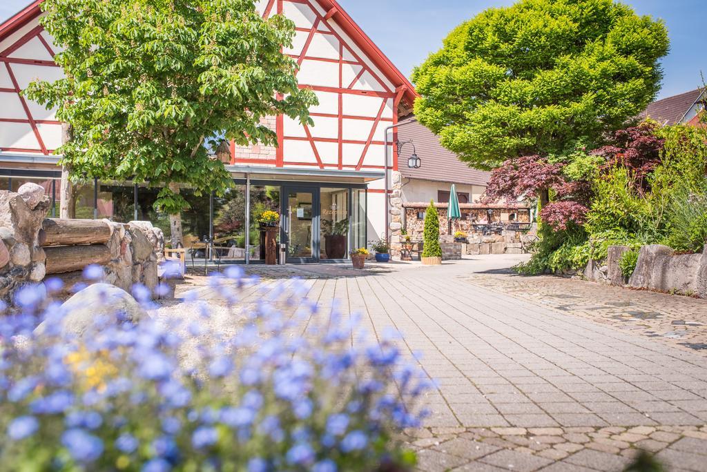 Landhotel Und Gasthof Hirsch Huettenreute Hoßkirch Exterior foto